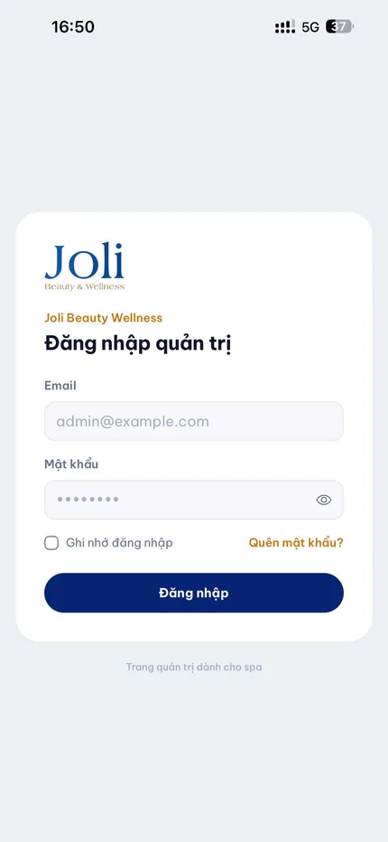 Trang đăng nhập quản trị mang thương hiệu riêng của spa